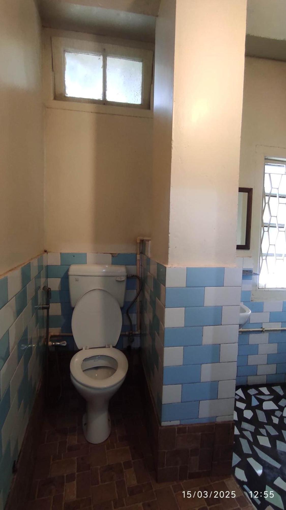 שילונג Baba Tourist Lodge מראה חיצוני תמונה